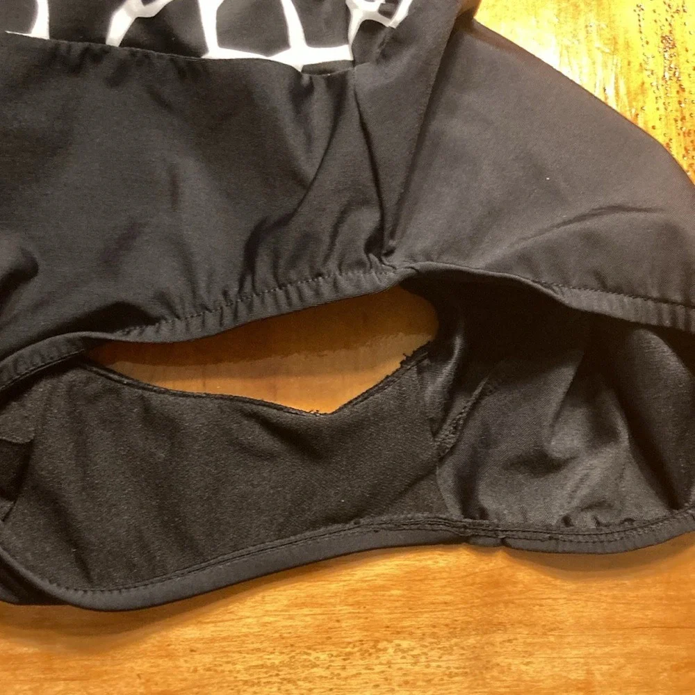 Croft & Barrow Giraffe Print One Piece Swimsuit Black‎ White Size 14